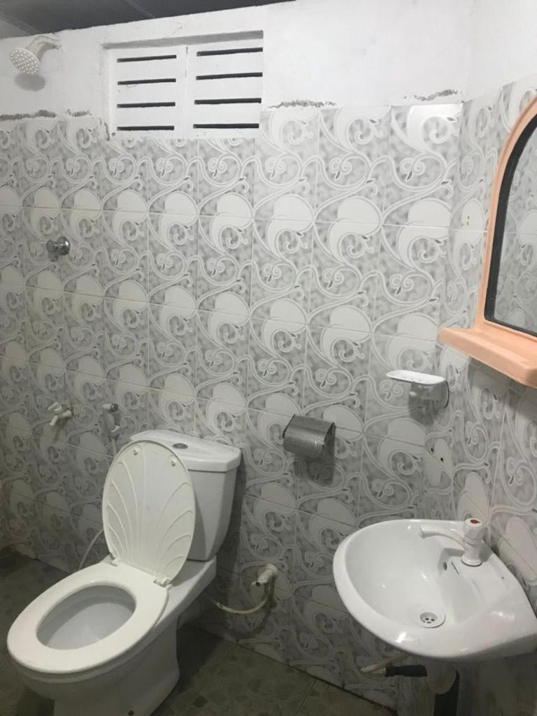 Everest Rooms Piliyandala Zewnętrze zdjęcie